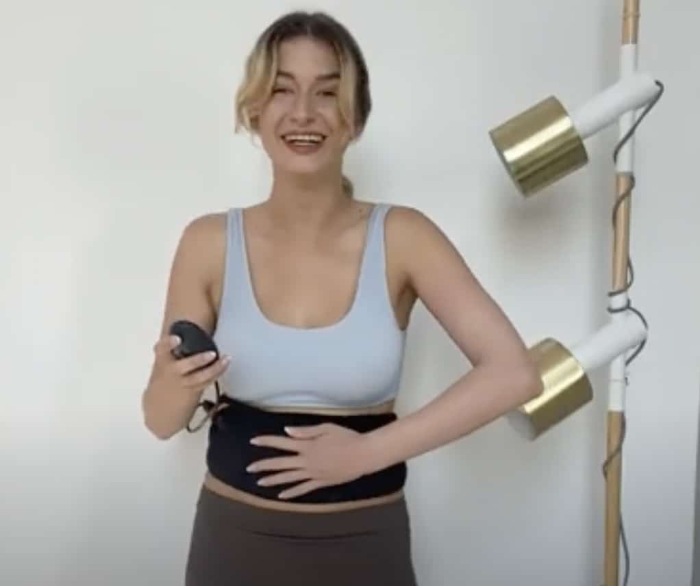 The Fit Tone Abs Belt works by using EMS technology